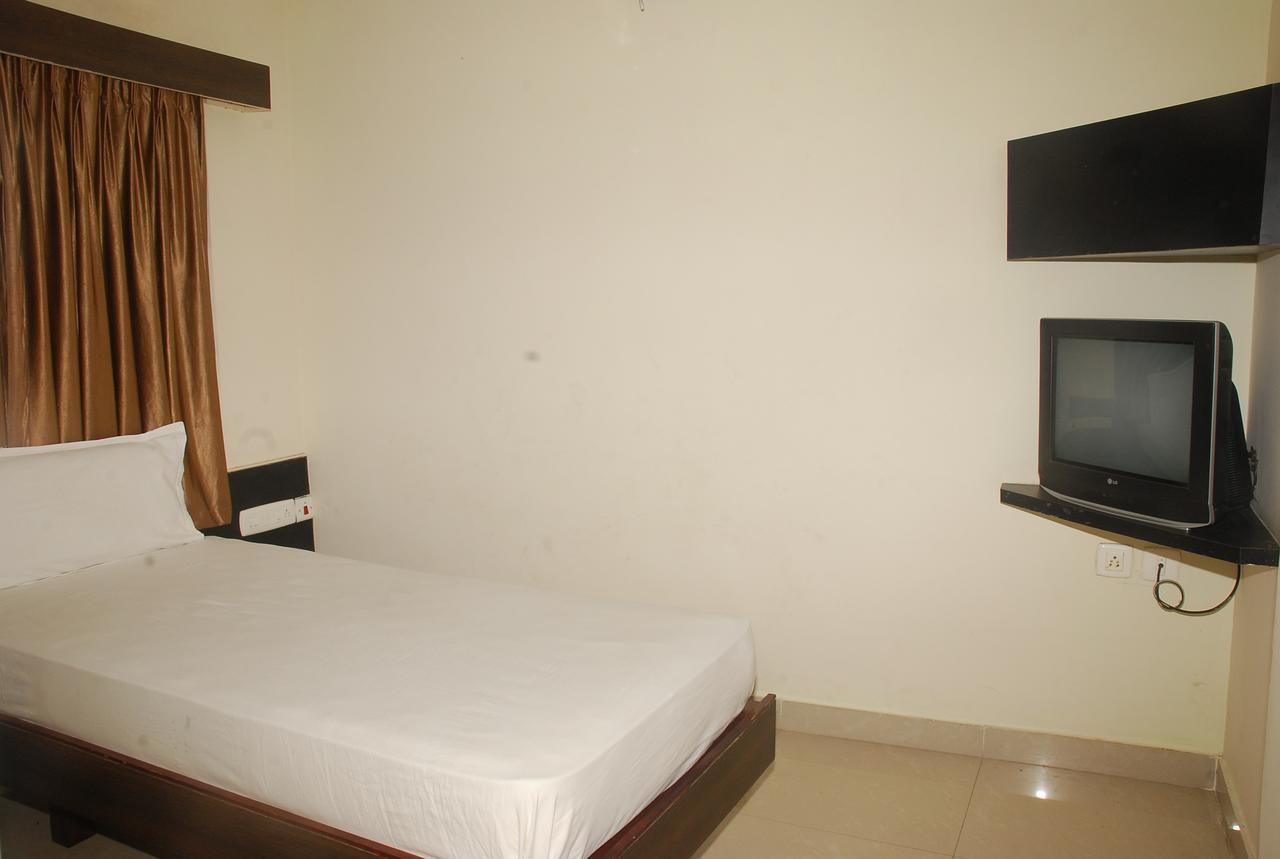 Hotel Namaskar Kumbakonam Ngoại thất bức ảnh